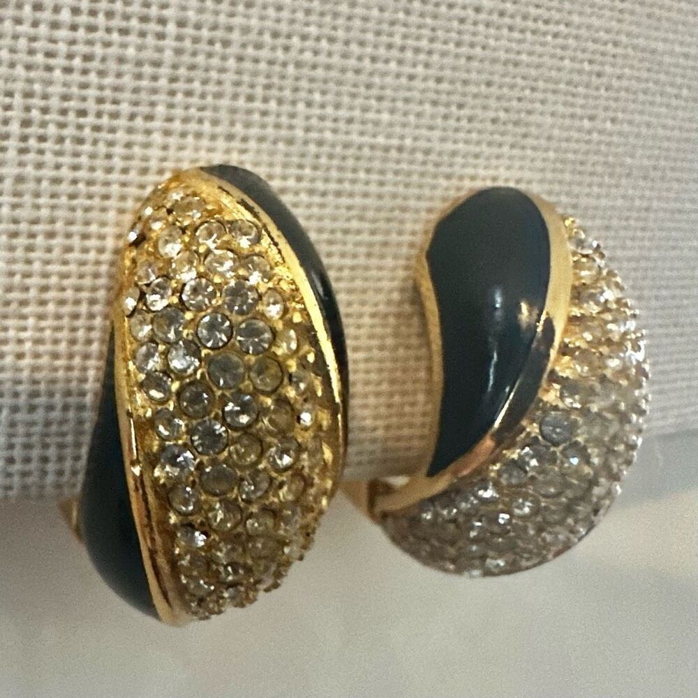 Christian Dior Gold & Black Enamel Rhinestone Clip-On Earrings ✨ - Picture 4 of 9